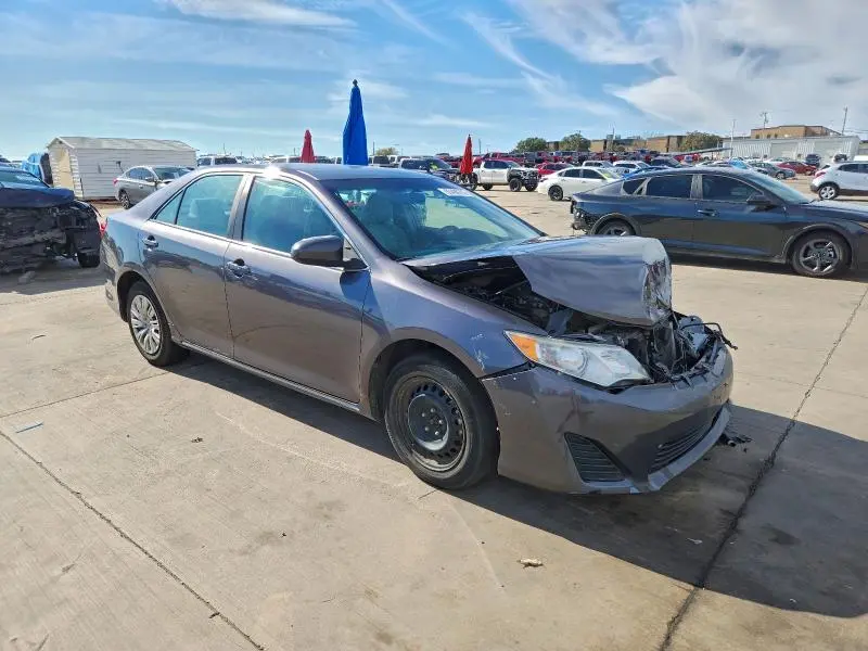 2014 TOYOTA CAMRY L  