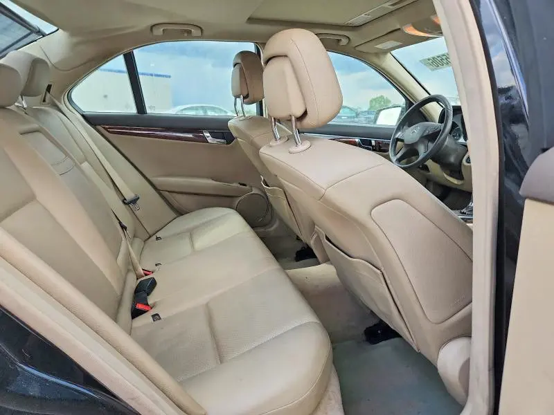 2011 MERCEDES-BENZ C 300 4MATIC  