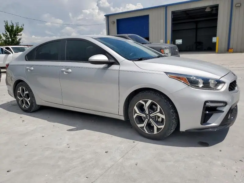 2020 KIA FORTE FE  