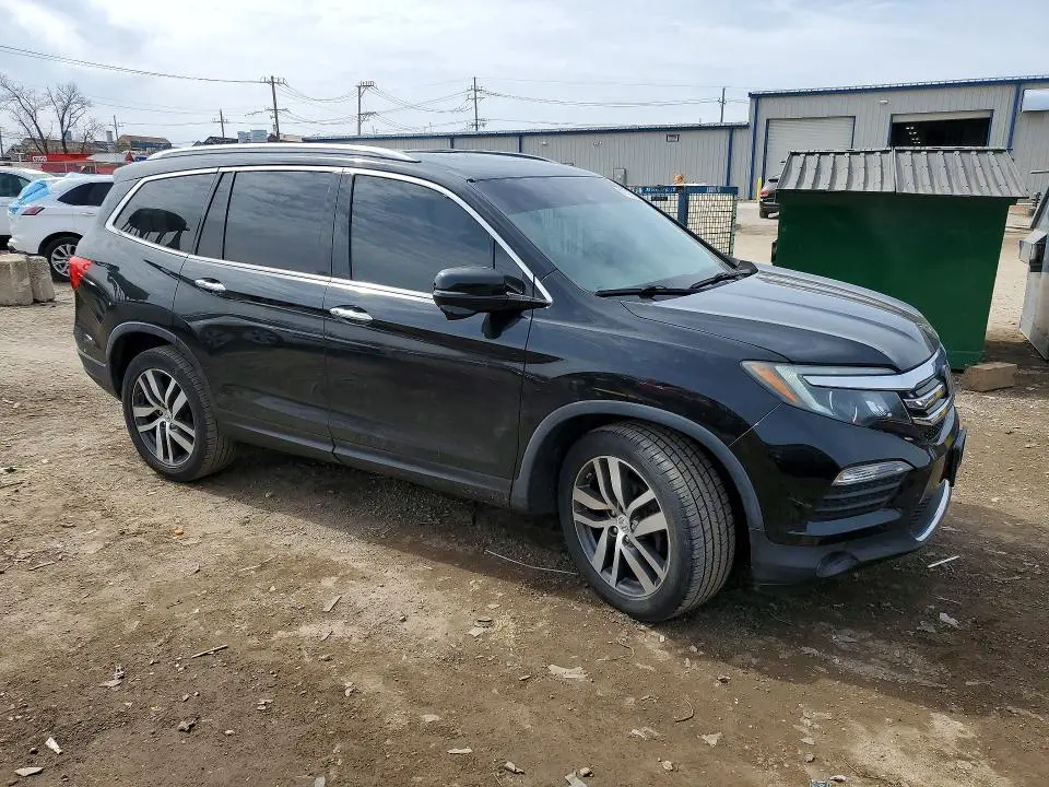 2016 HONDA PILOT TOURING  