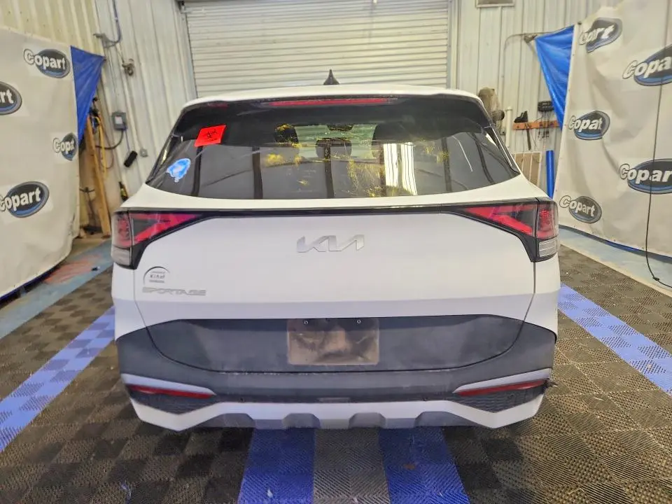 2023 KIA SPORTAGE EX  