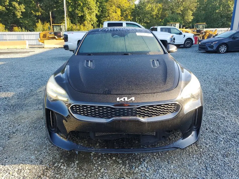 2022 KIA STINGER GT LINE  