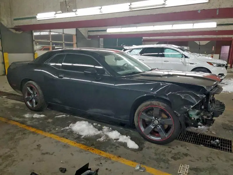 2013 DODGE CHALLENGER SXT  