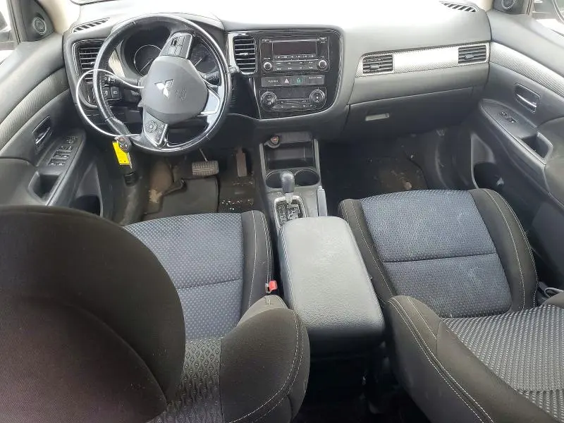 2016 MITSUBISHI OUTLANDER SE  