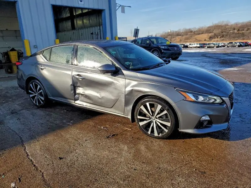 2019 NISSAN ALTIMA PLATINUM  