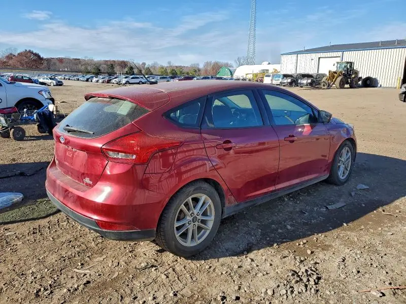 2015 FORD FOCUS SE  