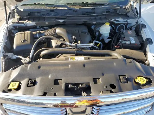 2015 RAM 1500 SLT