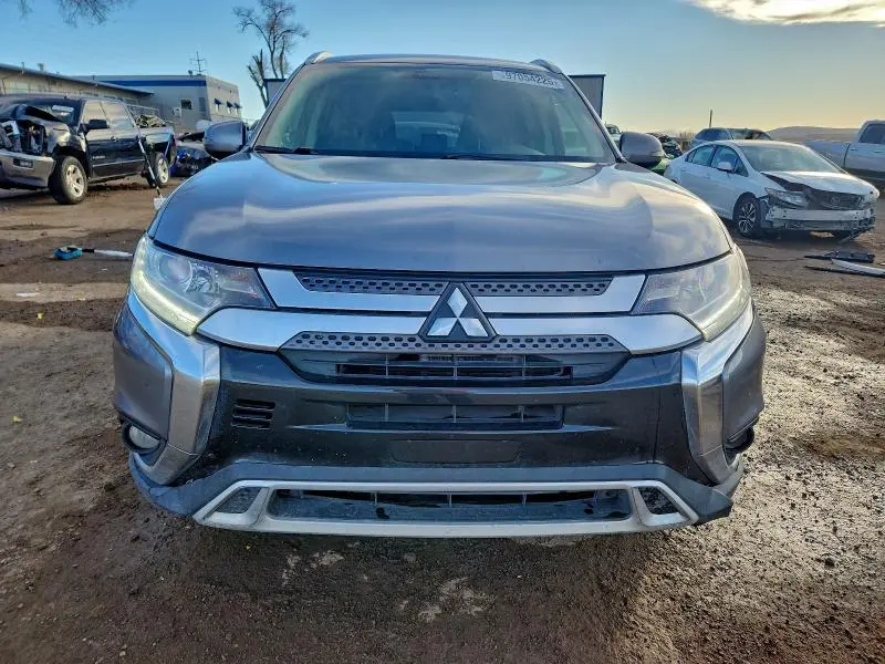 2019 MITSUBISHI OUTLANDER SE  