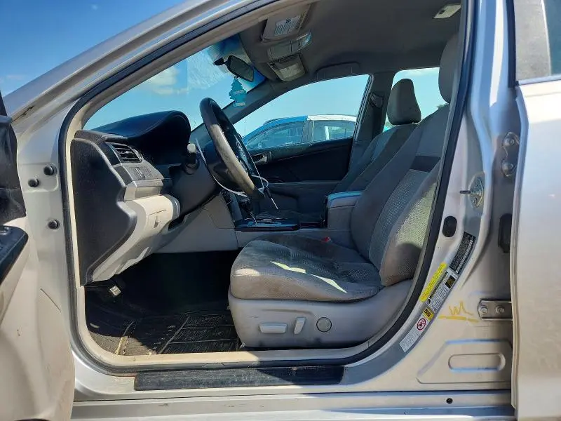2014 TOYOTA CAMRY LE  