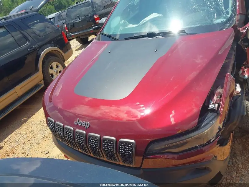 2021 JEEP CHEROKEE TRAILHAWK 4X4