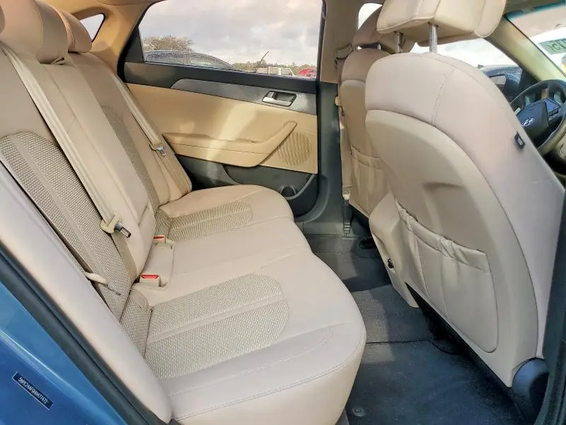 2017 HYUNDAI SONATA SE  