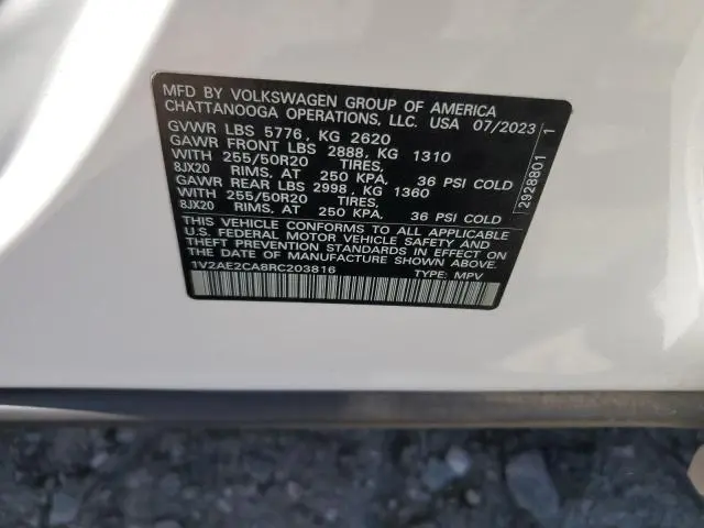 2024 VOLKSWAGEN ATLAS CROSS SPORT SEL R-LINE  