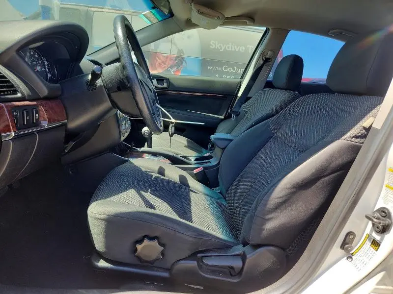 2012 MITSUBISHI GALANT ES  