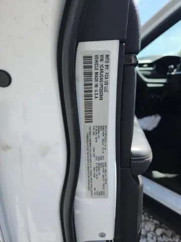 2023 JEEP GRAND CHEROKEE LAREDO  