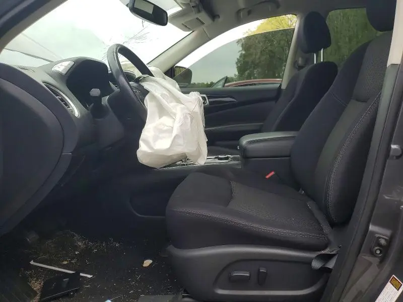 2019 NISSAN PATHFINDER SV  
