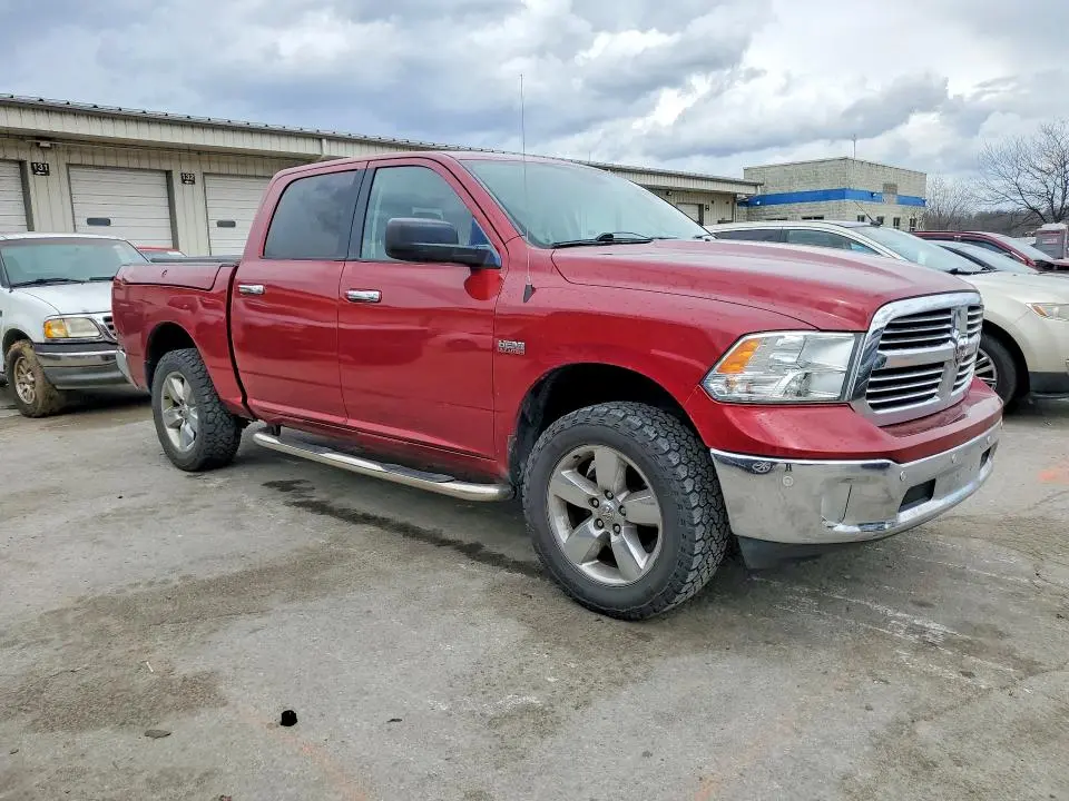 2014 RAM 1500 SLT  