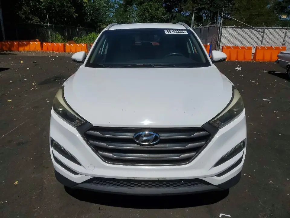 2016 HYUNDAI TUCSON SPORT  