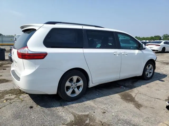 2017 TOYOTA SIENNA LE  
