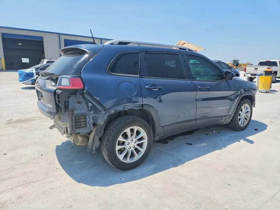 2021 JEEP CHEROKEE LATITUDE  