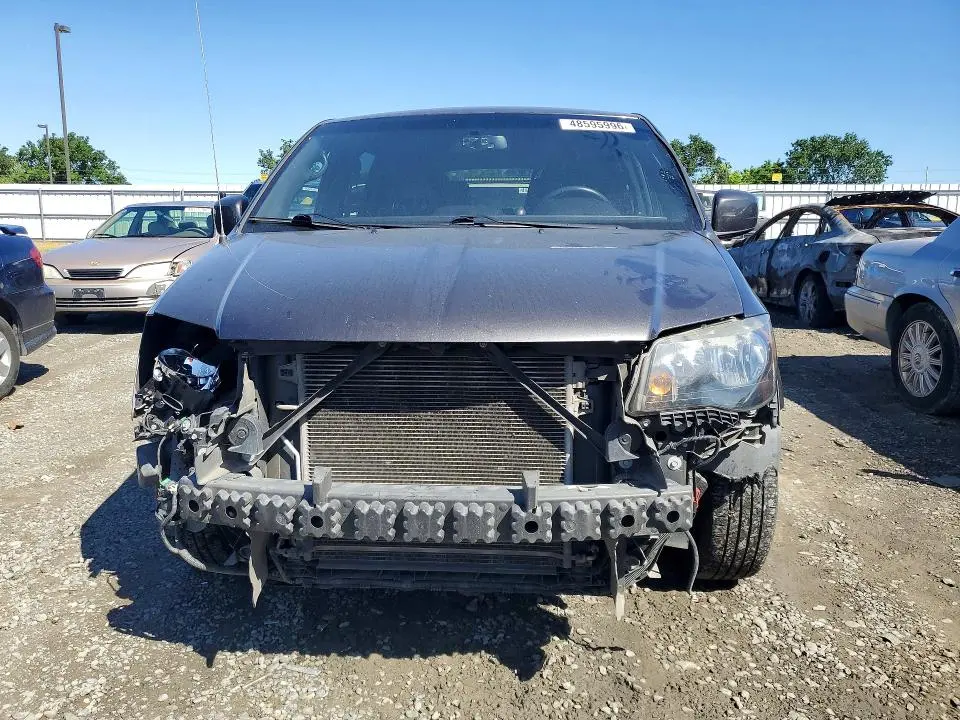 2015 CHRYSLER TOWN & CTY   