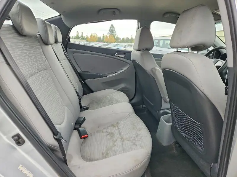 2015 HYUNDAI ACCENT GLS  