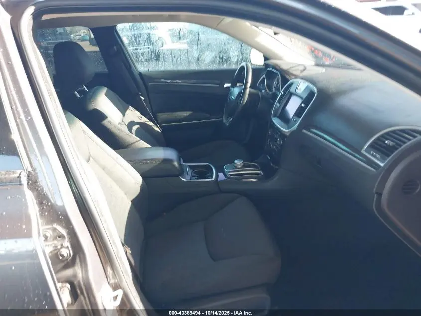 2019 CHRYSLER 300 TOURING