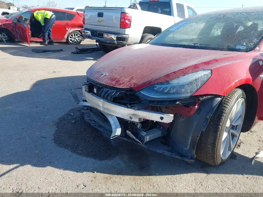 2018 TESLA MODEL 3 LONG RANGE/MID RANGE