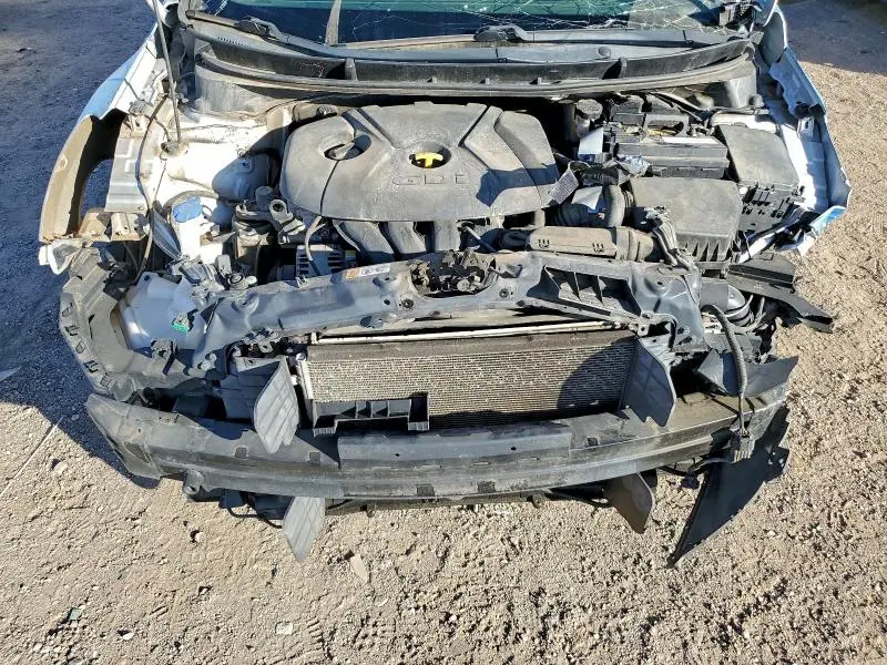 2016 HYUNDAI ELANTRA GT   