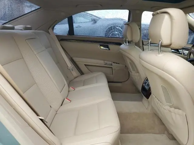 2013 MERCEDES-BENZ S 400  