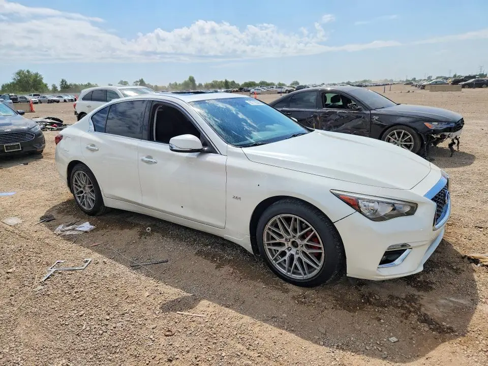 2018 INFINITI Q50 2.0T LUXE  