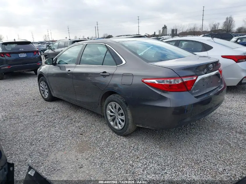 2017 TOYOTA CAMRY LE