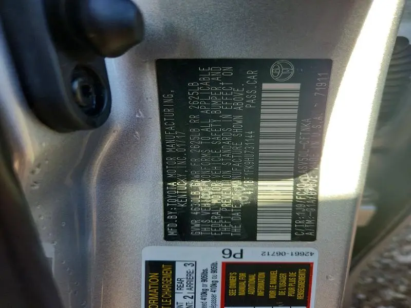 2017 TOYOTA CAMRY LE  