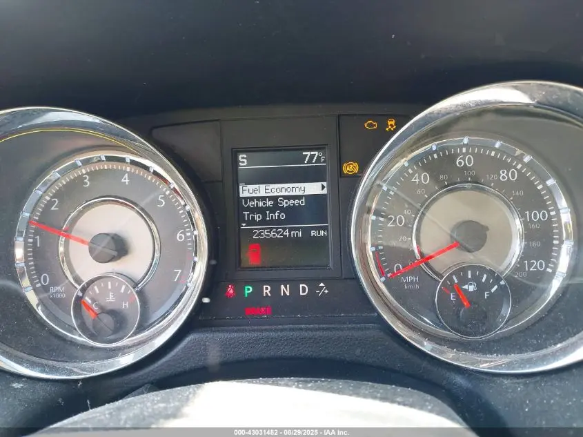 2011 CHRYSLER TOWN & COUNTRY TOURING-L