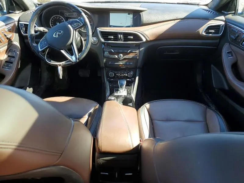 2017 INFINITI QX30 PREMIUM  
