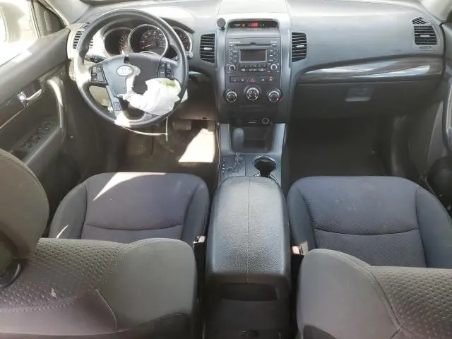 2011 KIA SORENTO BASE  