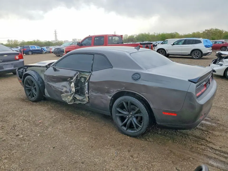 2018 DODGE CHALLENGER SXT  