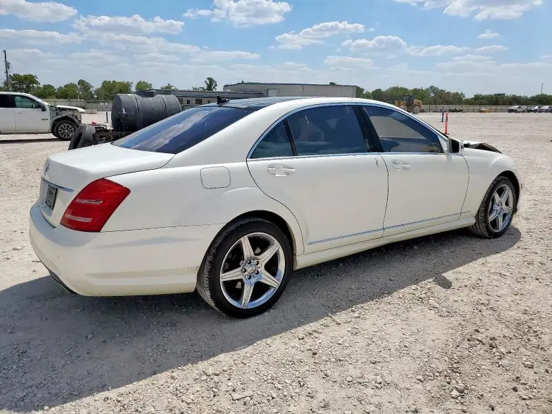 2010 MERCEDES-BENZ S 550  