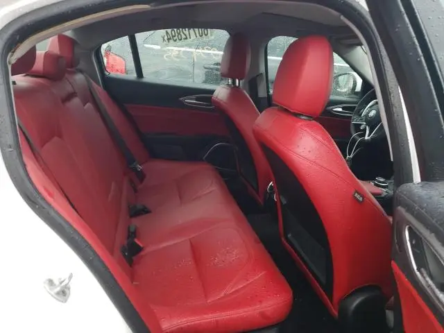 2017 ALFA ROMEO GIULIA Q4  