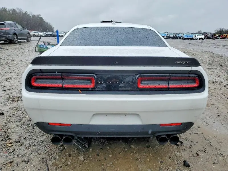 2016 DODGE CHALLENGER SRT HELLCAT  