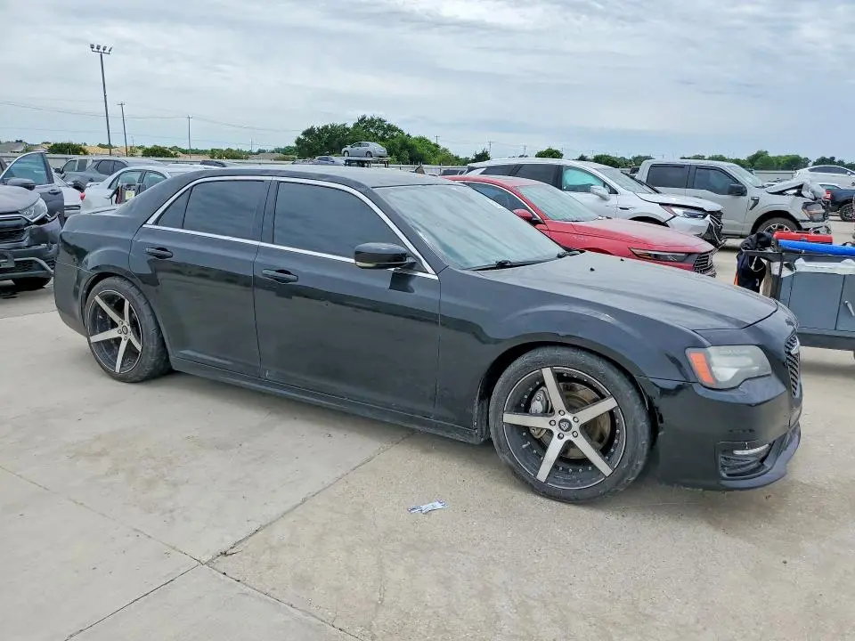 2012 CHRYSLER 300 SRT-8  