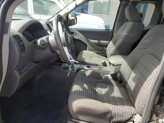 2017 NISSAN FRONTIER SV  