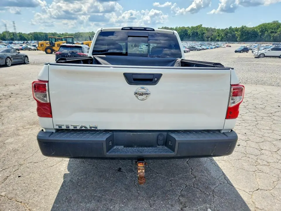 2017 NISSAN TITAN S  