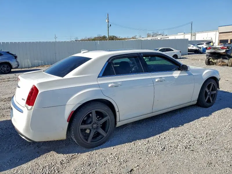 2018 CHRYSLER 300 TOURING  
