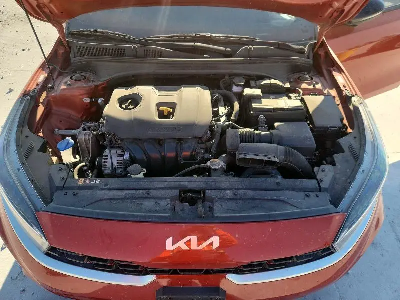 2023 KIA FORTE GT LINE  