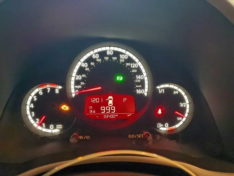 2013 VOLKSWAGEN BEETLE   