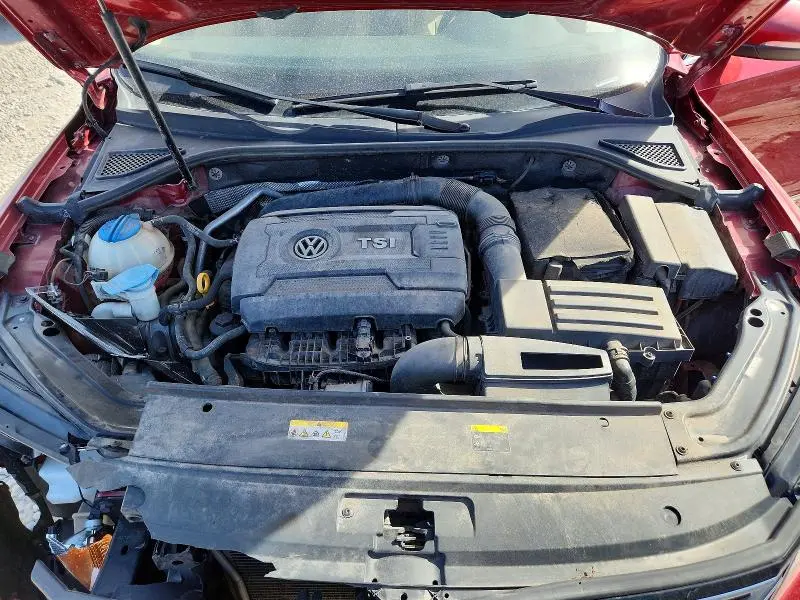 2017 VOLKSWAGEN PASSAT SE  