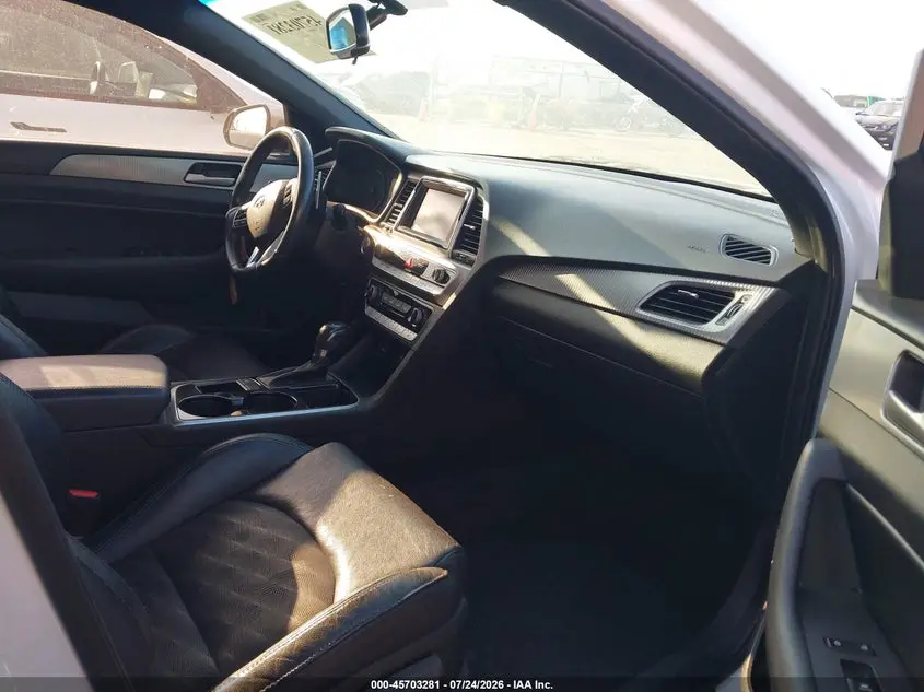2018 HYUNDAI SONATA SPORT