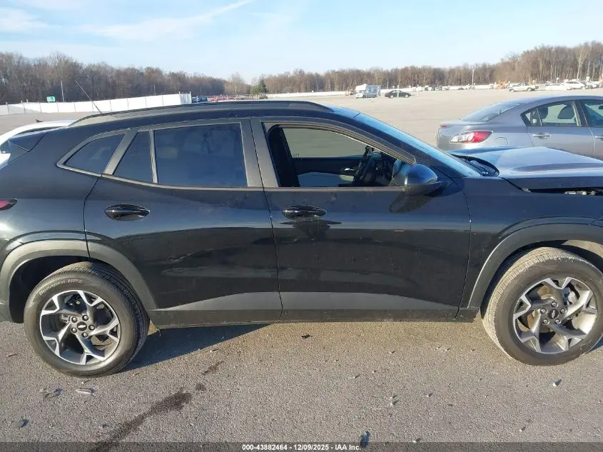 2025 CHEVROLET TRAX FWD LT