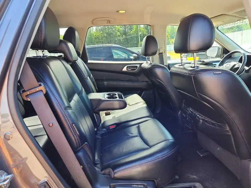 2020 NISSAN PATHFINDER SL  