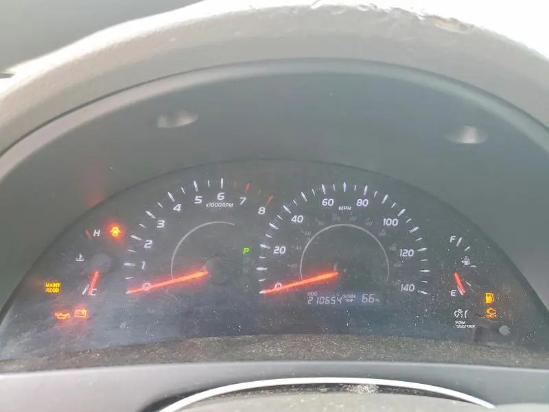 2010 TOYOTA CAMRY LE  